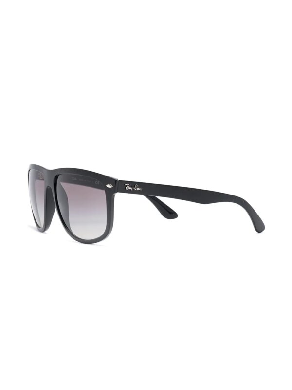 Ray-Ban RB4147 zonnebril met oversized montuur - Zwart