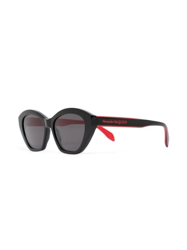 Alexander McQueen Eyewear Zonnebril met cat-eye montuur - Zwart