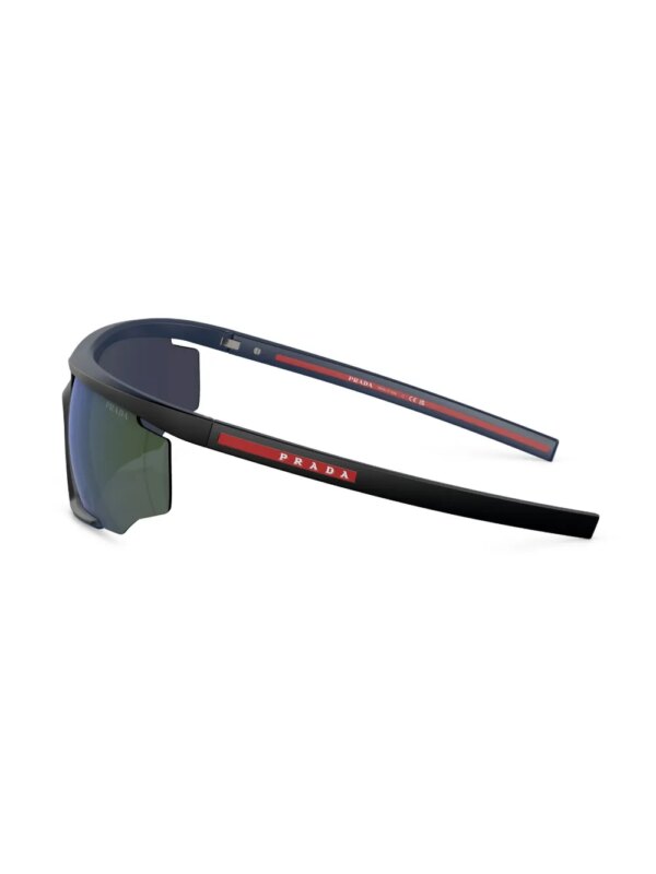 Prada Linea Rossa Zonnebril met oversized montuur - Zwart