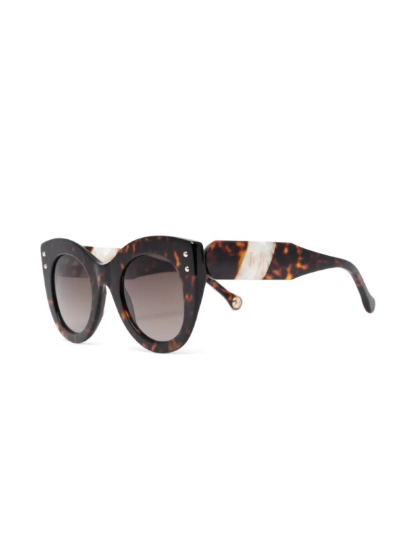 Carolina Herrera Zonnebril met cat-eye montuur - Bruin