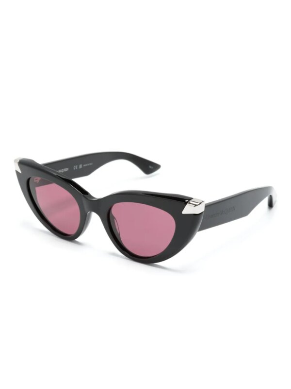 Alexander McQueen Eyewear 0442S zonnebril met cat-eye montuur - Zwart