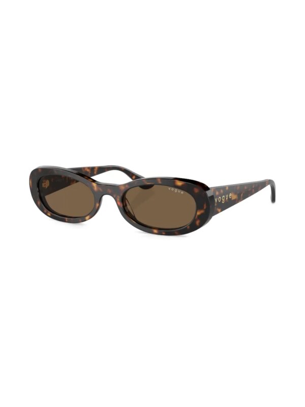 Vogue Eyewear Zonnebril met ovalen montuur en schildpadschild design - Bruin