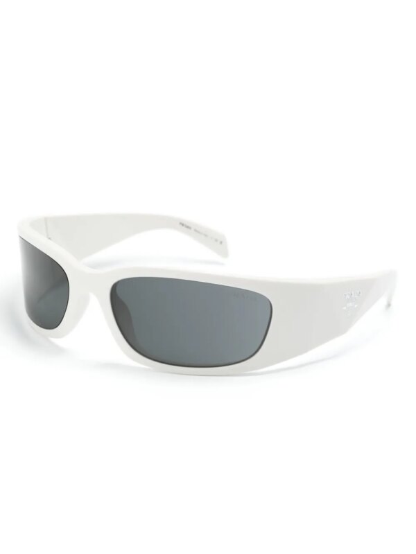 Prada Eyewear Zonnebril met gegraveerd logo - Wit