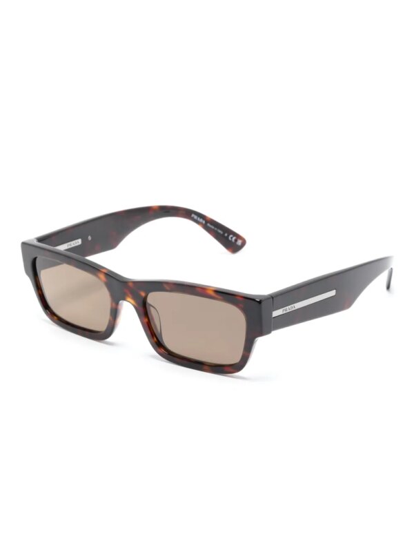 Prada Eyewear Zonnebril met logoplakkaat - Bruin