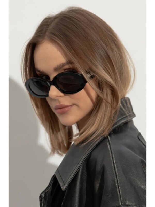 Chloé Eyewear Zonnebril met ovalen montuur van gerecycled acetaat - Zwart