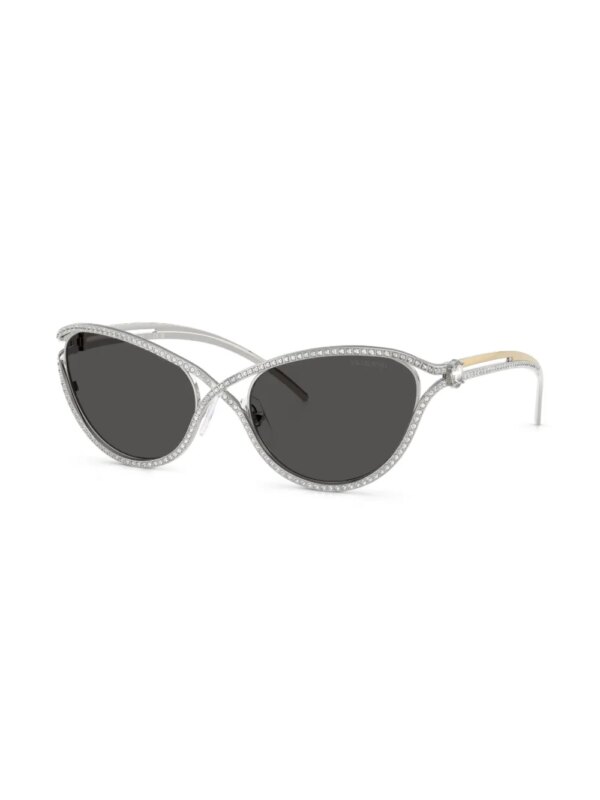 Swarovski Eyewear Zonnebril met cat-eye montuur en kristallen - Zilver
