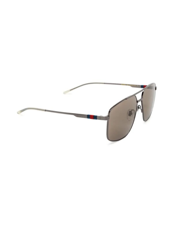 Gucci Eyewear Zonnebril met oversized montuur - Grijs