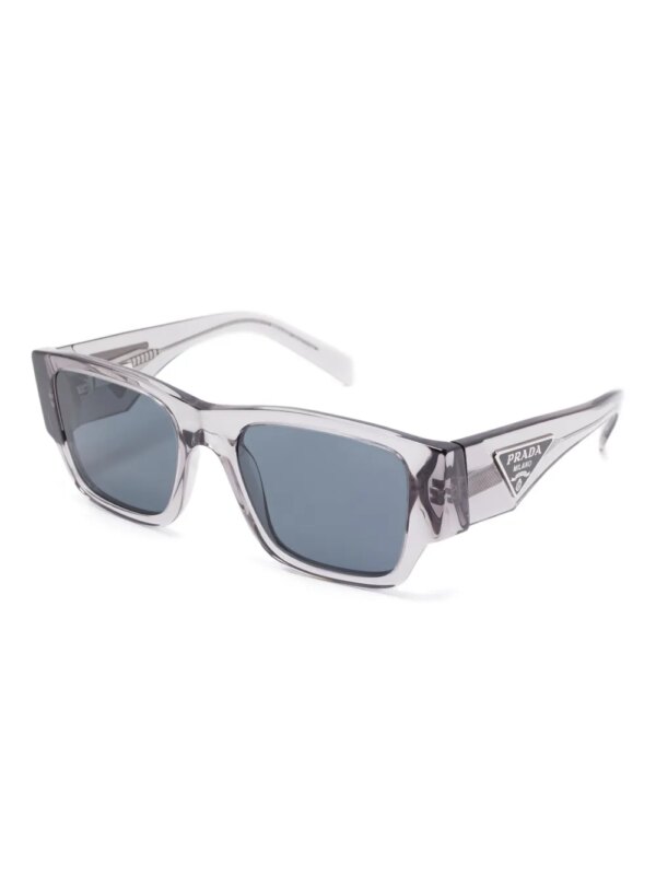 Prada Eyewear Zonnebril met driehoekig email logo - Zwart