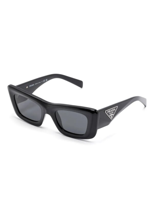 Prada Pre-Owned Zonnebril met logo - Zwart