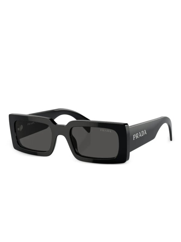 Prada Eyewear Zonnebril met oversized montuur en logo - Zwart