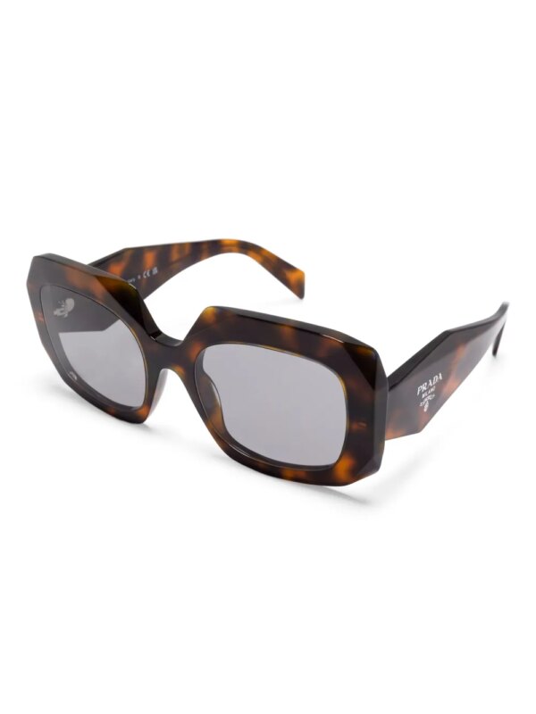 Prada Eyewear Zonnebril met oversized montuur - Bruin