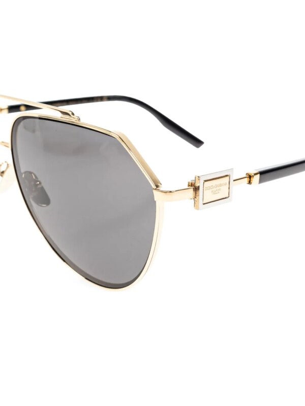 Dolce & Gabbana Eyewear Zonnebril met logoplakkaat - Goud