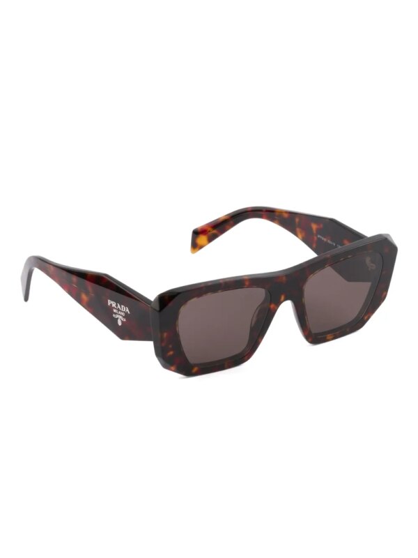 Prada Eyewear Zonnebril - Bruin