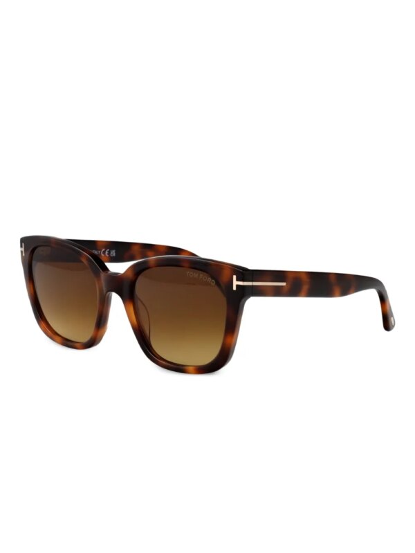 TOM FORD Eyewear Zonnebril met cat-eye montuur en schildpadschild design - Bruin