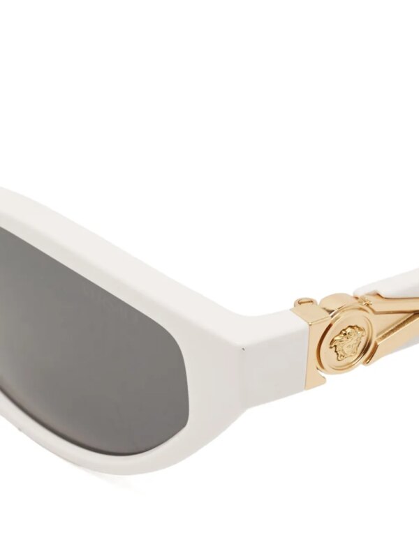 Versace Pre-Owned Medusa Head zonnebril met cat-eye montuur - Wit