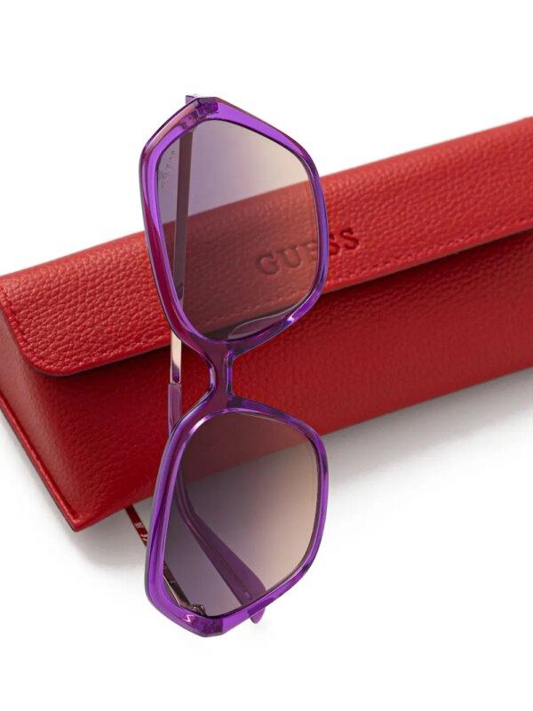 GUESS EYEWEAR Zonnebril met geometrisch montuur - Paars