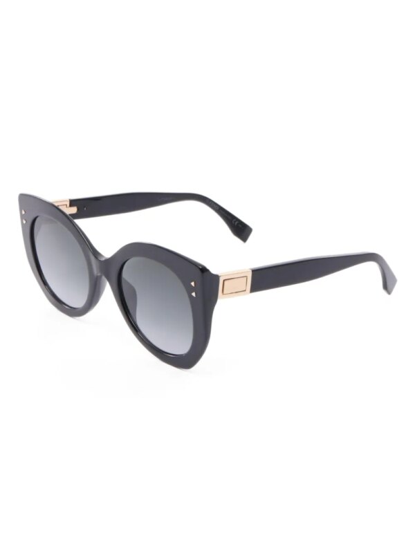 Fendi Pre-Owned 2000s Peekaboo zonnebril met cat-eye montuur - Zwart