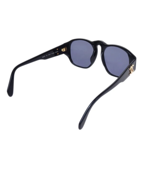 CHANEL Pre-Owned 1990-2000s CC zonnebril met rond montuur - Zwart