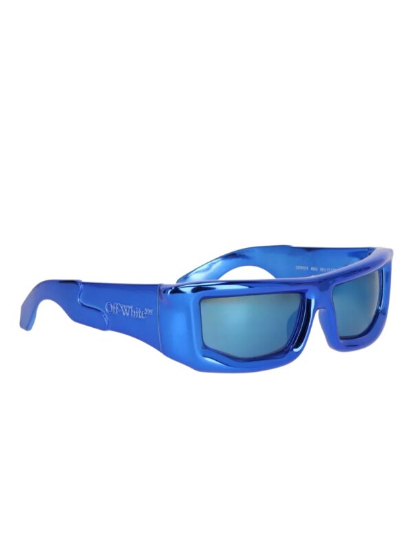 Off-White Zonnebril met metallic-effect en schild montuur - Blauw